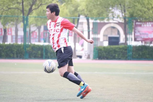 媒体人盛赞中国男篮变化明显 应该与乔帅续约